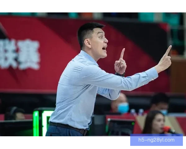 杨鸣：末节失利心态调整将减压球员