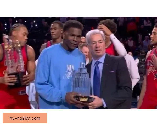 富保罗称爱德华兹NBA第一人